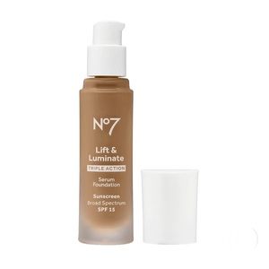 BNWT No7 Lift & Laminate Triple Action Serum Foundation